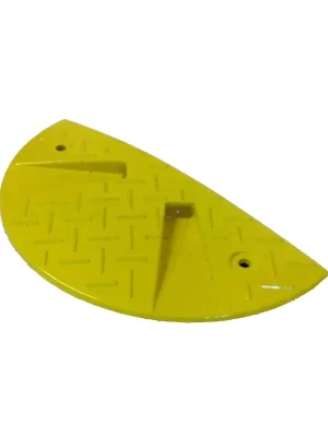 Žlutý plastový koncový zpomalovací práh (30 km/h) SB30 - délka 21,5 cm, šířka 43 cm, výška 3 cm Speciale Aanbieding