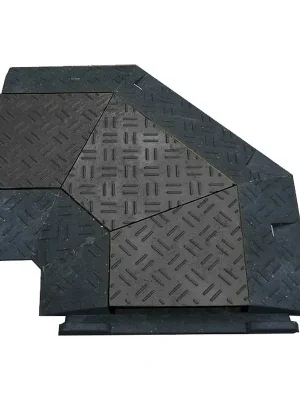 Korting Černý plastový rohový kabelový most "pravá zatáčka" (4x35x35, 1x35x40) FLOMA CPR27 - délka 50 cm, šířka 43 cm, výška 6 cm