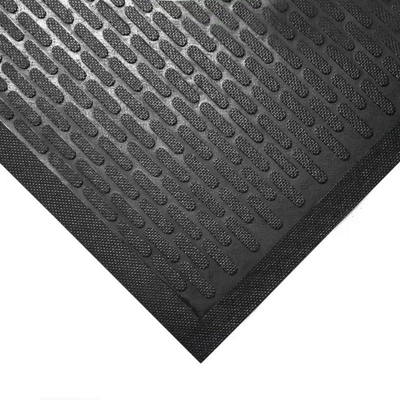 Černá gumová protiskluzová rohož - délka 150 cm, šířka 85 cm, výška 0,6 cm Merkproduct