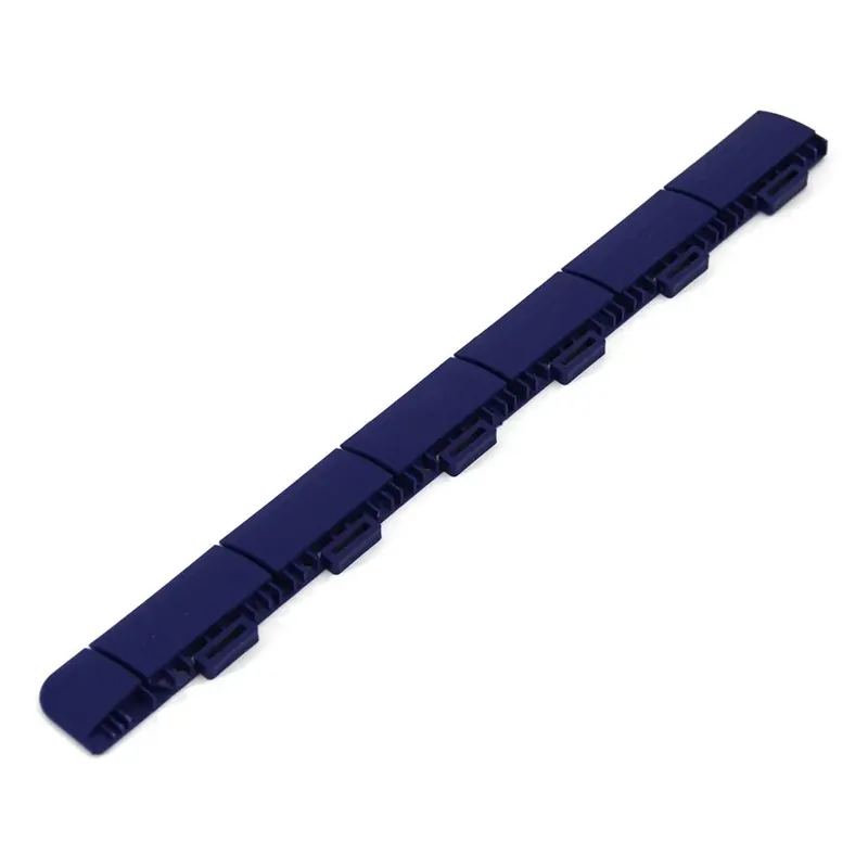 Modrý plastový nájezd "samice" pro terasovou dlažbu Linea Marte - délka 60 cm, šířka 5,2 cm, výška 1,3 cm Goedkoop