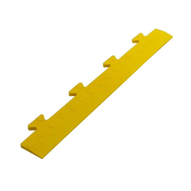 Žlutý plastový (PVC) nájezd "samec" pro dlažby FLOMA TT10 (penízky) - délka 48 cm, šířka 7 cm, výška 0,8 cm Finale Uitverkoop