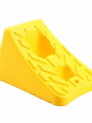 Žlutý plastový protiskluzový zakládací klín pod kola - délka 21 cm, šířka 15 cm, výška 11,5 cm Nieuw